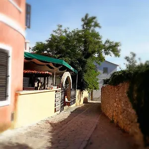  Hostel Krk Kroatië